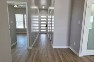727 Rd 5714, Cleveland, TX 77327 - Photo 2
