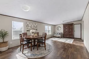 543 Ashlawn Dr, Conroe, TX 77303 - Photo 2