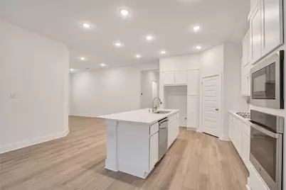 6027 Churchill Springs Lane, Fulshear, TX 77441 - Photo 6