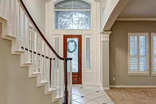 3211 Wilshire Ln, Baytown, TX 77521 - Photo 4