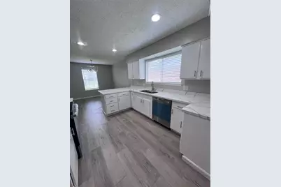 16810 Limeshade Lane, Sugar Land, TX 77498 - Photo 4
