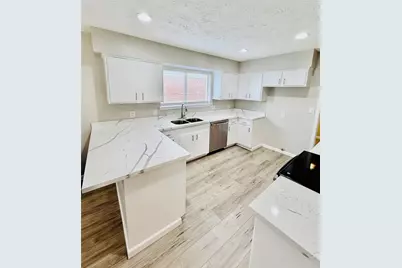 16810 Limeshade Lane, Sugar Land, TX 77498 - Photo 10