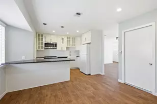 1704 Cherry Orchard Dr, Austin, TX 78745 - Photo 14