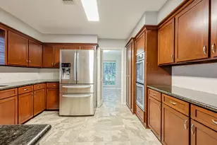 12123 Waldemar Dr, Houston, TX 77077 - Photo 6