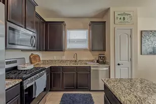 8884 Oval Glass St, Conroe, TX 77304 - Photo 10