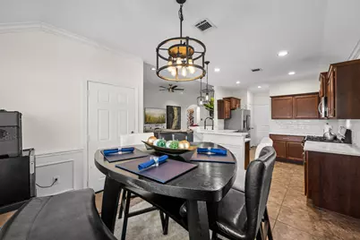 6318 Ezzard Charles Lane, Houston, TX 77091 - Photo 10