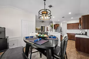 6318 Ezzard Charles Ln, Houston, TX 77091 - Photo 10