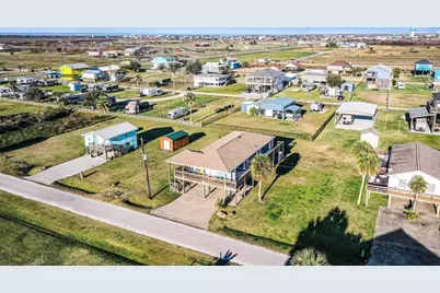 970 S Wommack Drive S, Crystal Beach, TX 77650 - Photo 44