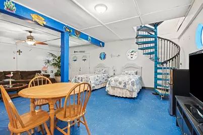 970 S Wommack Drive S, Crystal Beach, TX 77650 - Photo 32