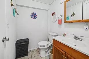 970 Wommack Dr S, Crystal Beach, TX 77650 - Photo 36