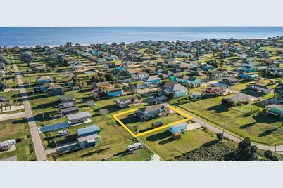 970 S Wommack Drive S, Port Bolivar, TX 77650 - Photo 2