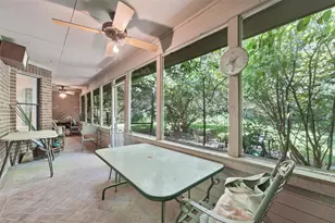 1013 Glenshannon Ave, Friendswood, TX 77546 - Photo 20