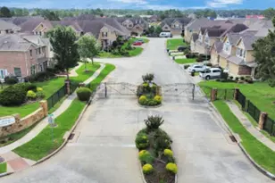 8530 Sunset Loch Dr, Spring, TX 77379 - Photo 2
