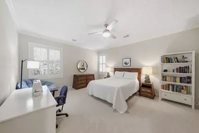 1308 Whispering Pines Drive, Houston, TX 77055 - Photo 20