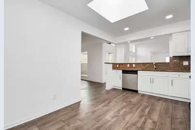1914 Courtney Lane Drive, Houston, TX 77042 - Photo 4