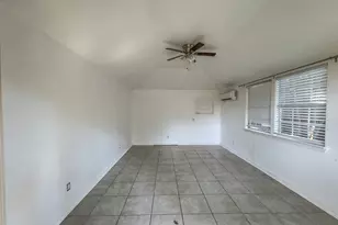 2222 Carnes St, Dallas, TX 75208 - Photo 10