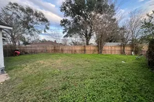 7819 Martin Wood Ln, Houston, TX 77086 - Photo 16