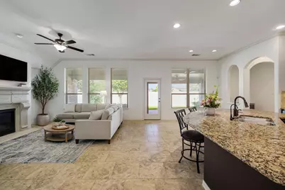 283 W Creek Drive, League City, TX 77573 - Photo 4