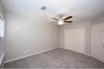 11527 Earley Forest Lane, Houston, TX 77043 - Photo 28