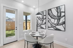 8303 Venus St, Houston, TX 77088 - Photo 10