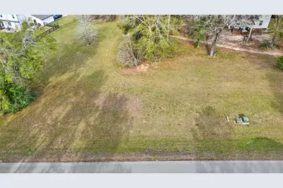 54 Lakecrest Lane, Huntsville, TX 77340 - Photo 2