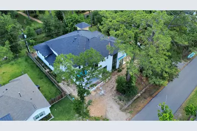 9926 Warwana Road, Houston, TX 77080 - Photo 4
