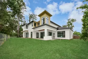 9926 Warwana Rd, Houston, TX 77080 - Photo 2