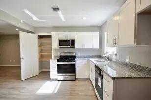 5238 Carmen St, Houston, TX 77033 - Photo 6