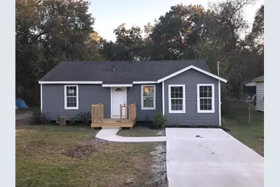 5238 Carmen Street, Houston, TX 77033 - Photo 1