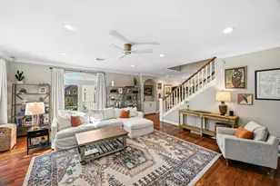 404 W Saulnier St, Houston, TX 77019 - Photo 12