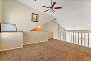 3218 Freshmeadows Dr, Houston, TX 77063 - Photo 22