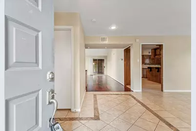 3218 Freshmeadows Drive, Houston, TX 77063 - Photo 2