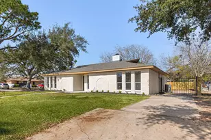 11722 Langdon Ln, Houston, TX 77072 - Photo 24