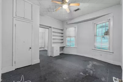 3322 Avenue Q 1/2, Galveston, TX 77550 - Photo 18