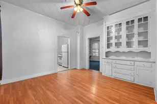 3322 Ave Q 1/2, Galveston, TX 77550 - Photo 8