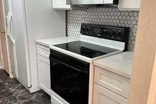 12633 Memorial Dr, Houston, TX 77024 - Photo 14