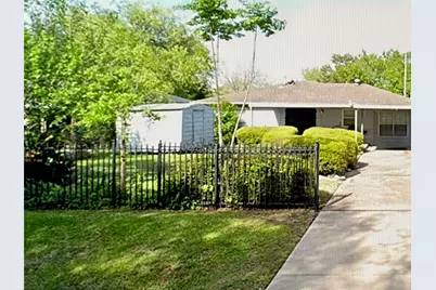 8935 Martin Luther King Boulevard, Houston, TX 77033 - Photo 4