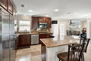 1111 Clovis Rd, Houston, TX 77008 - Photo 6