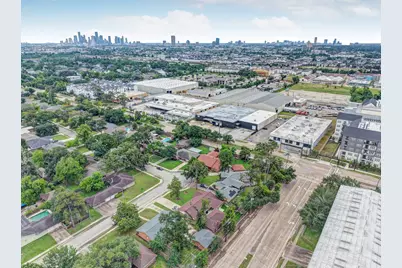 1111 Clovis Road, Houston, TX 77008 - Photo 30