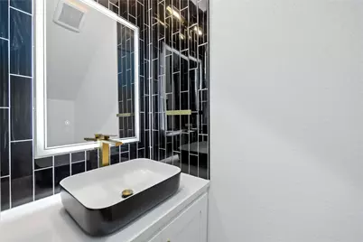 8313 Bassett Street #A/B, Houston, TX 77051 - Photo 18