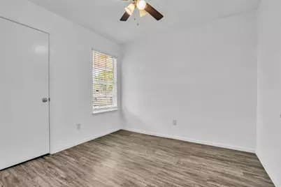 11862 Morning Dew Lane, Houston, TX 77067 - Photo 16