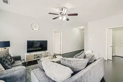 5535 Bear Trail Lane, Katy, TX 77449 - Photo 4