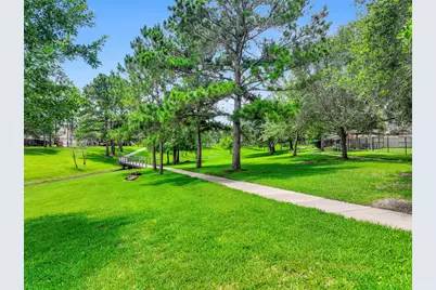 3203 Autumn Bay Court, Friendswood, TX 77546 - Photo 38