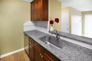 2800 Jeanetta St, Houston, TX 77063 - Photo 6