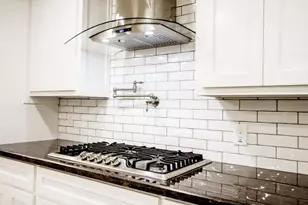 7575 Coburn Dr, Beaumont, TX 77707 - Photo 8