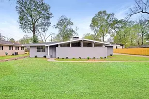 7575 Coburn Dr, Beaumont, TX 77707 - Photo 1