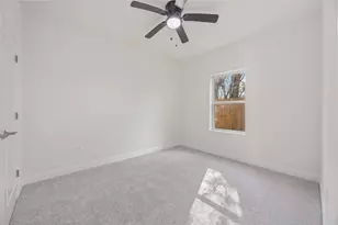 9129 Brandon St, Houston, TX 77051 - Photo 12
