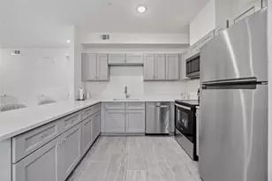 9129 Brandon St, Houston, TX 77051 - Photo 8