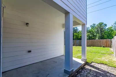 10022 Lynnwood Drive, Baytown, TX 77521 - Photo 32