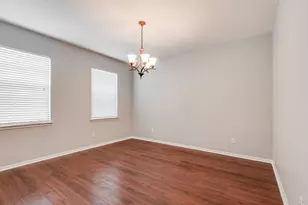 10022 Lynnwood Dr, Baytown, TX 77521 - Photo 6